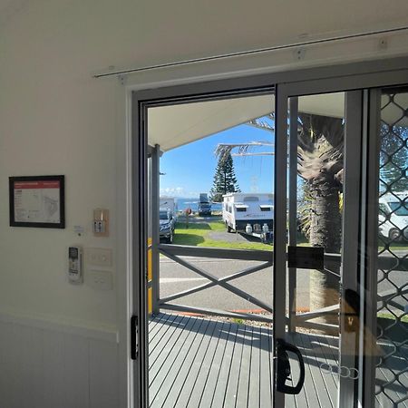 Nrma Shellharbour Beachside Holiday Park Hotel Bagian luar foto